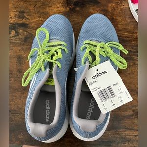 Adidas women’s size 8.5